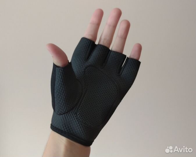 Перчатки для занятий спортом