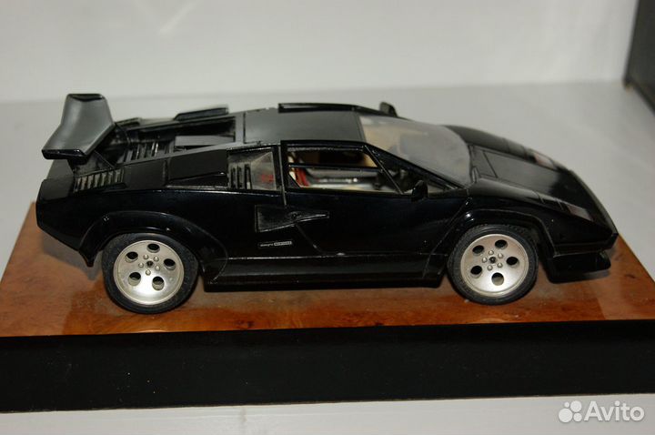 1/18 Bburago Lamborghini Countach Schwarz Италия