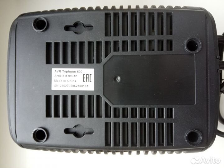 Стабилизатор напряжения Defender 600