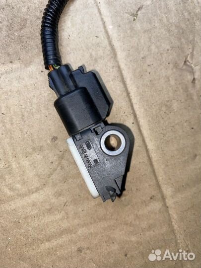 Датчик удара 31264396 Volvo V70 BW 31264396