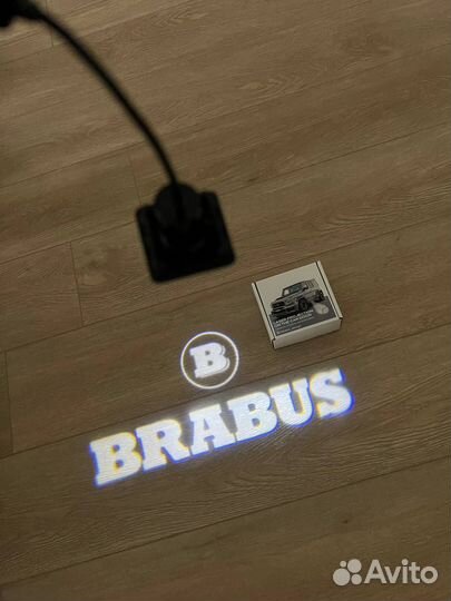 Лазерная проекция на двери Mercedes G W464 W463A