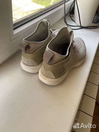 Кроссовки женские 38 размер летние
