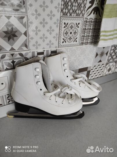 Коньки фигурные детские 33 р