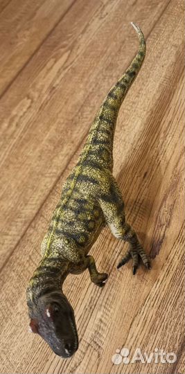 Динозавр Аллозавр