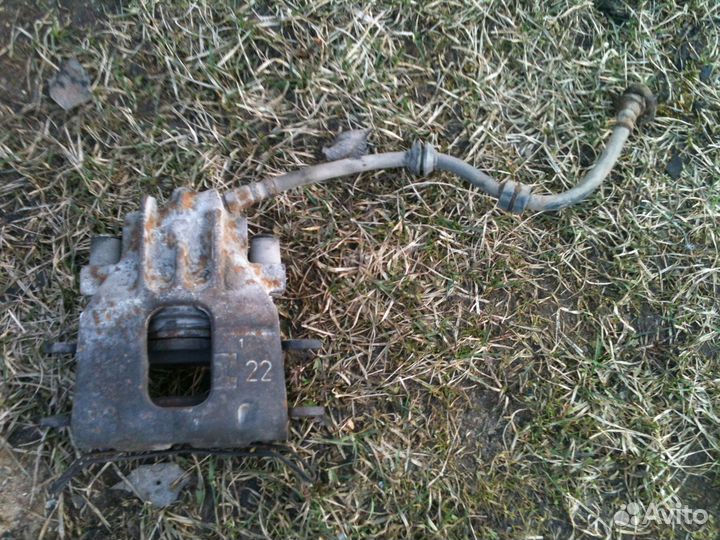 Суппорт передний левый Форд Фокус 1