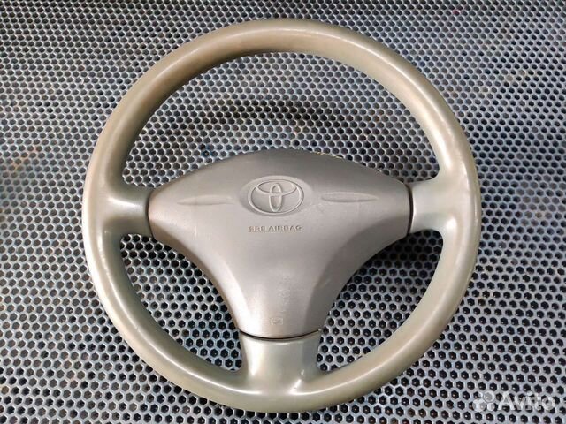 Руль Toyota Yaris Funcargo