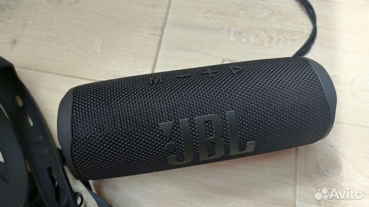 Аккустическая bluetooth колонка - Китай