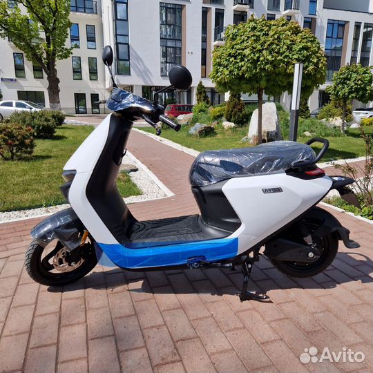 Электроскутер Ninebot N70C новый