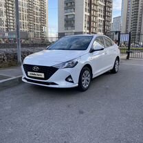 Hyundai Solaris 1.6 AT, 2021, 65 000 км, с пробегом, цена 1 450 000 руб.