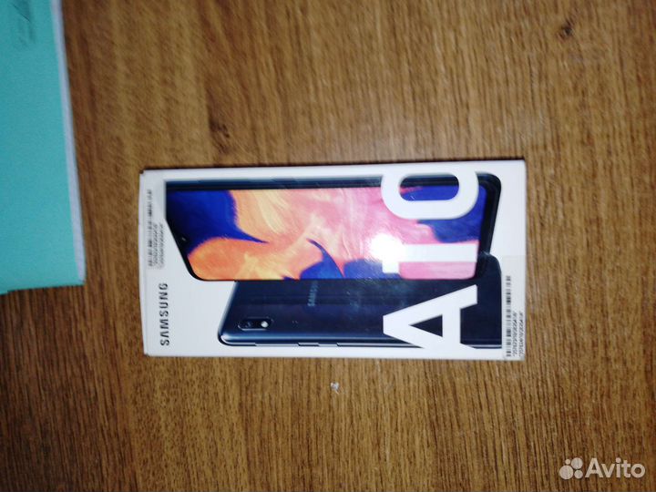 Samsung Galaxy A10, 2/32 ГБ