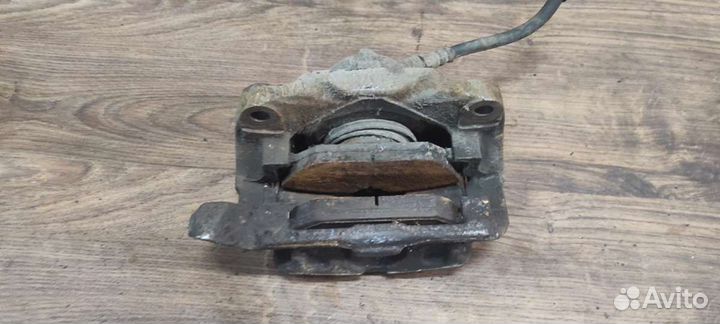 Суппорт тормозной передний правый renault scenic 1 1.99732 nn