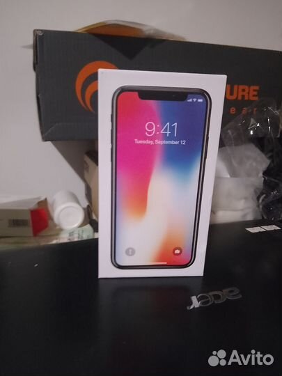 iPhone X, 64 ГБ