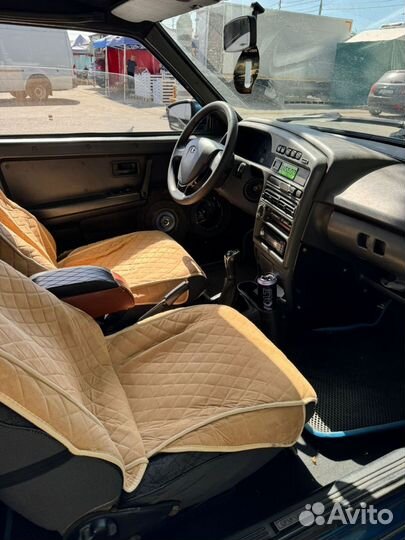 ВАЗ 2113 Samara 1.5 МТ, 2004, 150 000 км