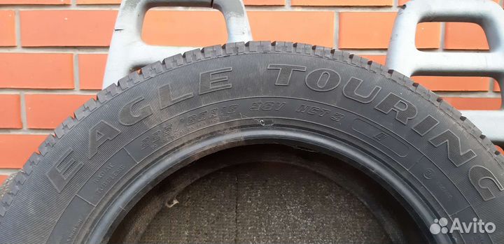 Goodyear Eagle Touring 225/60 R16