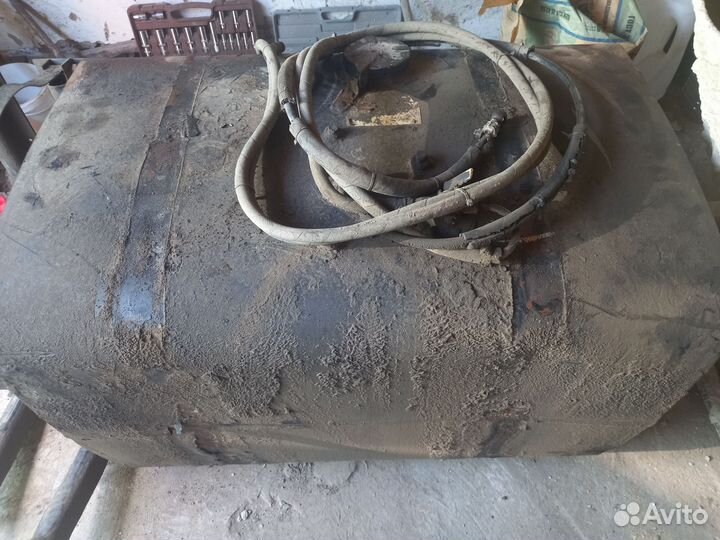 Топливный бак