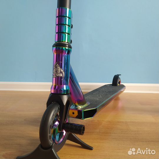 Трюковой самокат новый