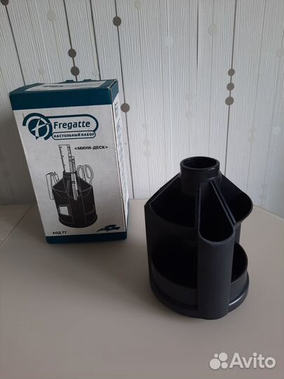 Органайзер вращающийся под канцелярские товары