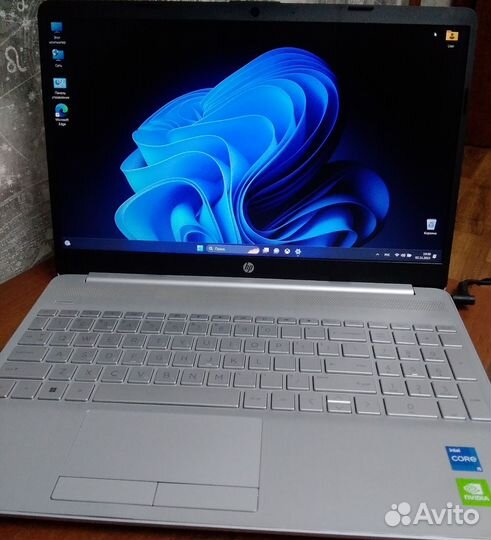 Ноутбук HP 15-dw4000nia