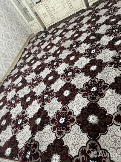 Ковры и паласы новые