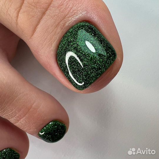 Педикюр в салоне красоты