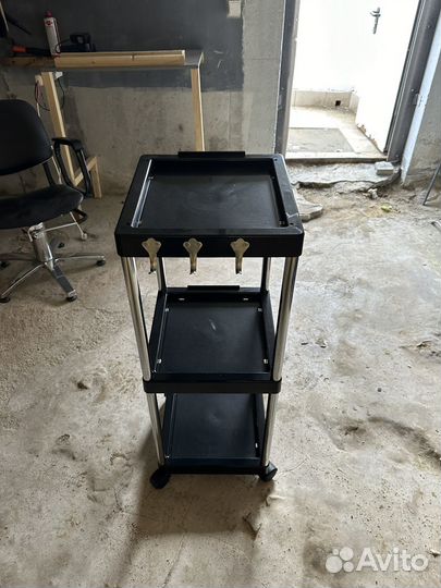 Помощник парикмахера