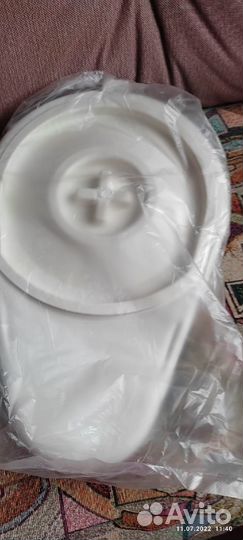 Судно подкладное с крышкой (из мед. пластика)