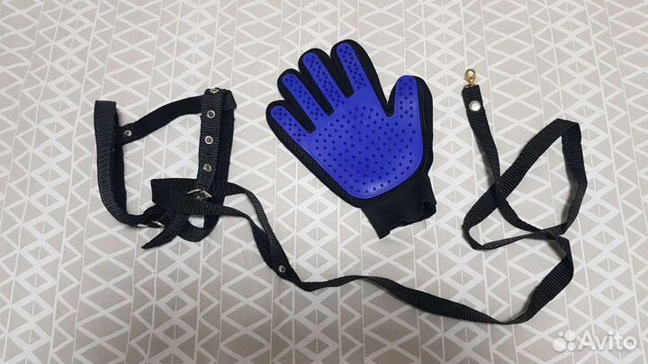 Шлейка и перчатка для шерсти