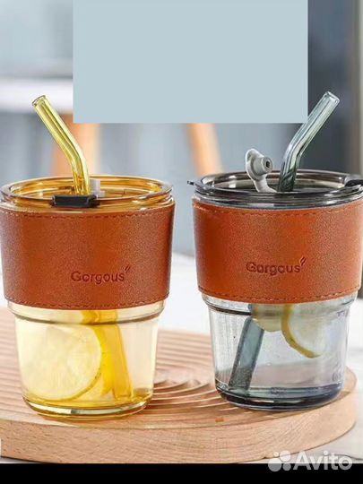 Стеклянные стаканы