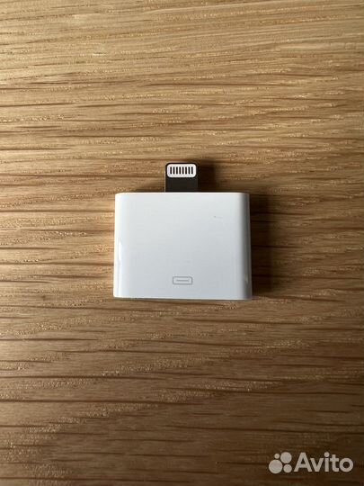 Apple Кабель Lightning to 30-pin Adapter