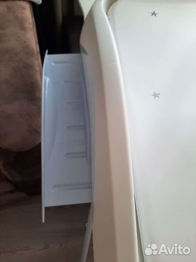 Ванная +подставка под ванну и пеленальный столик