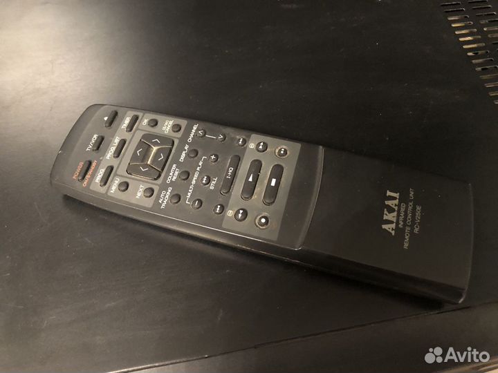 Видеомагнитофон akai