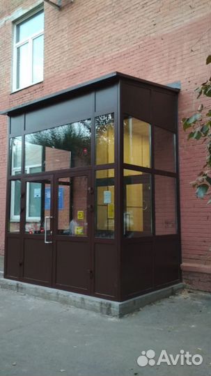 Тамбур из алюминиевого профиля от производителя