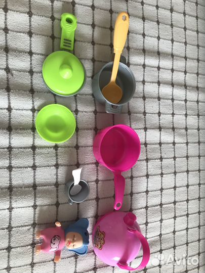 Погремушки и игрушки