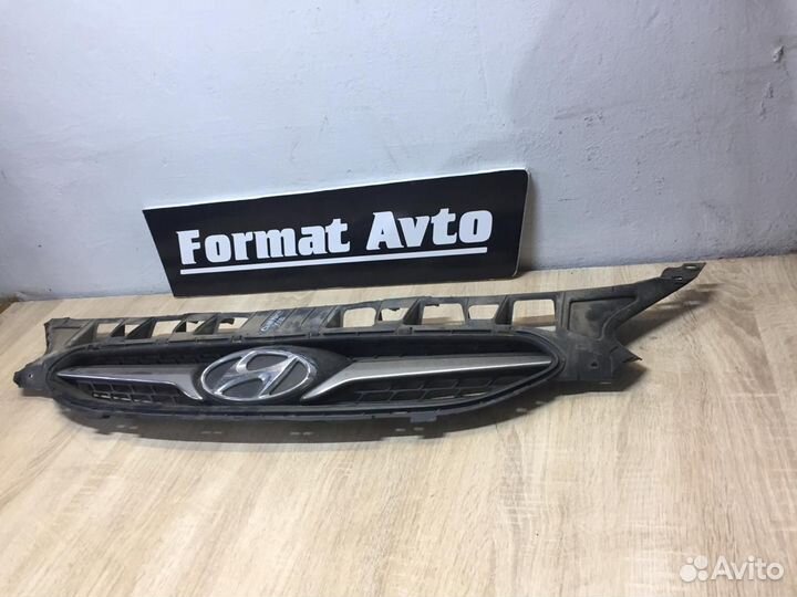 Решетка Радиатора Hyundai Solaris 2010-14