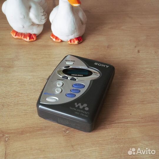 Sony Walkman WM-FX241