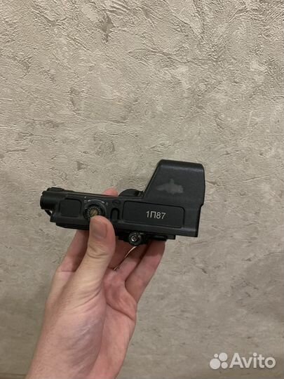 Калиматорный прицел 1п87