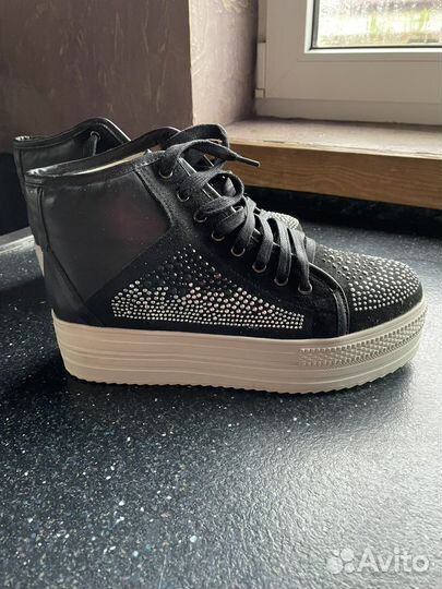 Слипоны женские