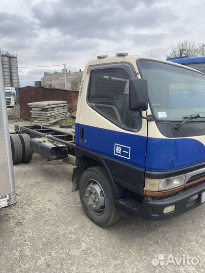 Mitsubishi Fuso Canter промтоварный, 2001