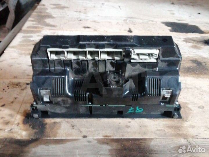 Блок управления климатом передний Audi Q7