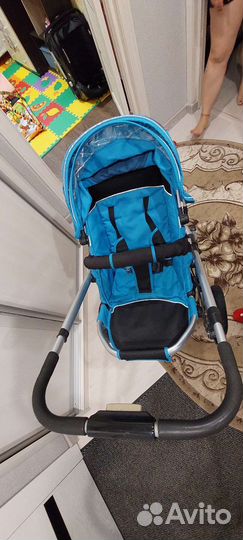 Коляска-трансформер со сменным модулем