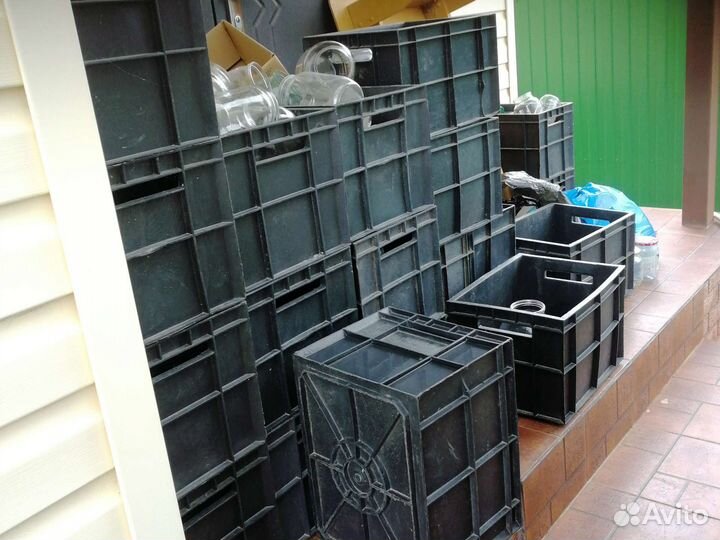 Молочные ящики