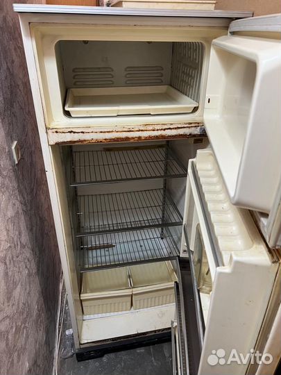 Холодильник бу