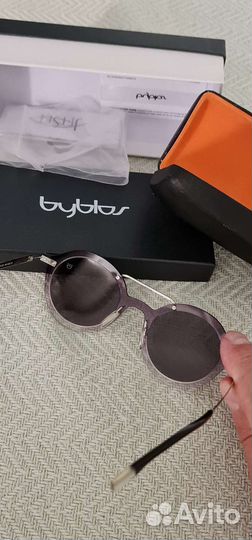 Солнцезащитные очки италия