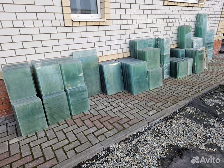 Стекло для витрины