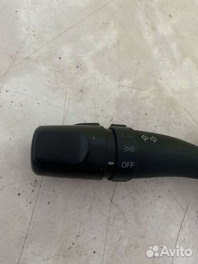 Переключатель подрулевой Hyundai Elantra xd