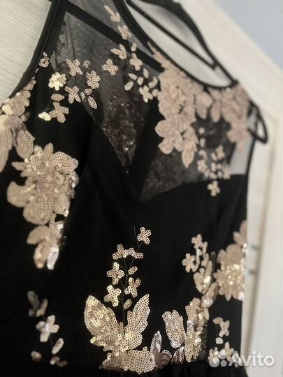 Вечернее платье