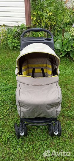 Прогулочная коляска