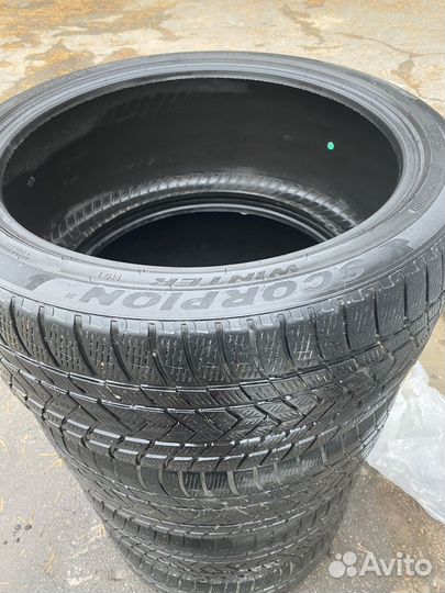 Pirelli Scorpion Winter 295/35 R21