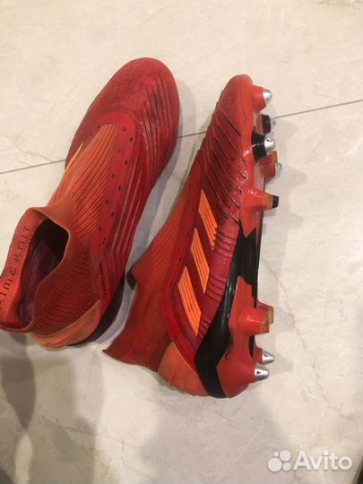 Бутсы adidas predator