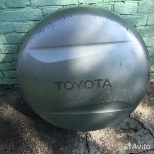 Чехол на запасное колесо toyota